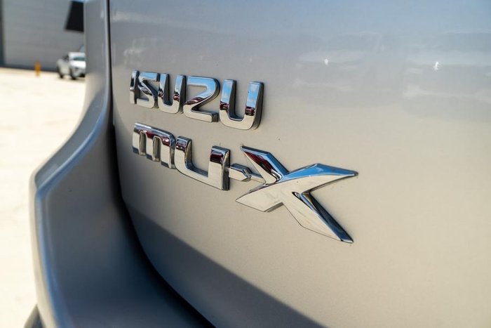 2019 Isuzu MU-X LS-T