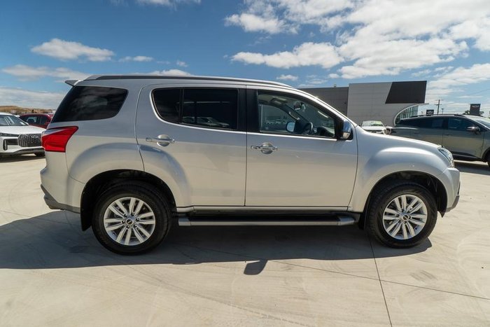 2019 Isuzu MU-X LS-T