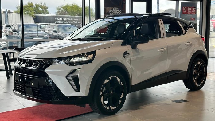 2025 Mitsubishi ASX Exceed XE MY25 Crystal White with Onyx Black Roof