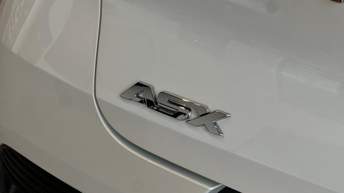 2025 Mitsubishi ASX Exceed XE MY25 Crystal White with Onyx Black Roof