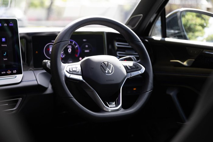 2025 Volkswagen Tiguan 150TSI R-Line