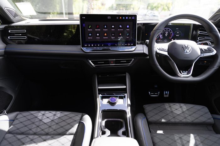 2025 Volkswagen Tiguan 150TSI R-Line