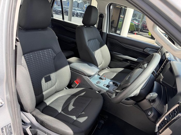 2024 Ford Everest Ambiente