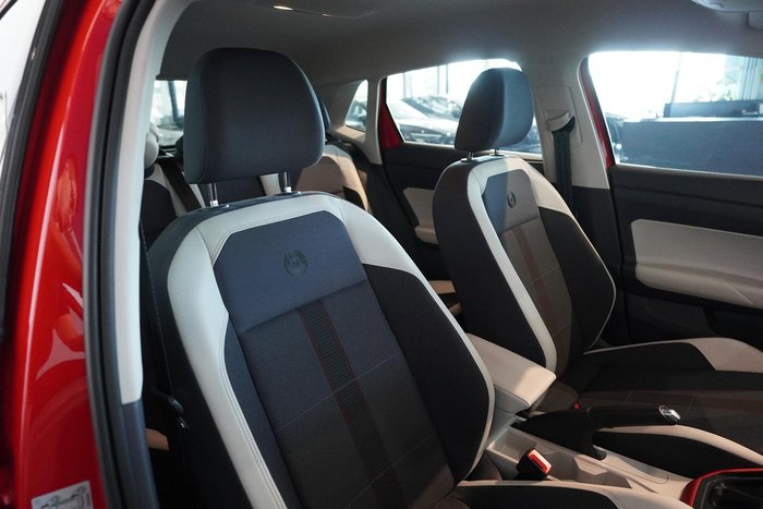 2018 Volkswagen Polo beats