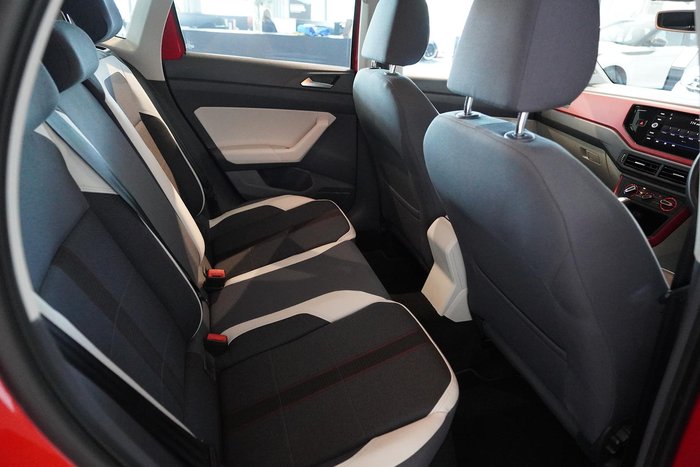 2018 Volkswagen Polo beats