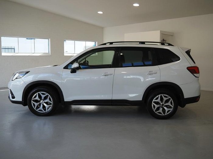 2022 Subaru Forester 2.5i