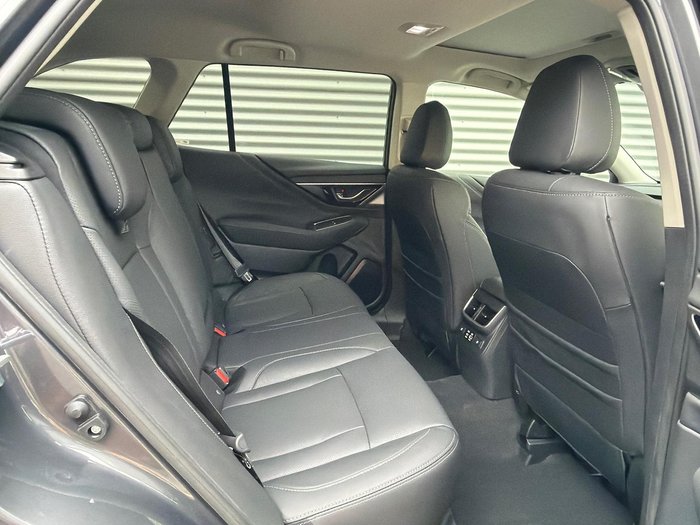 2025 Subaru Outback AWD Touring XT