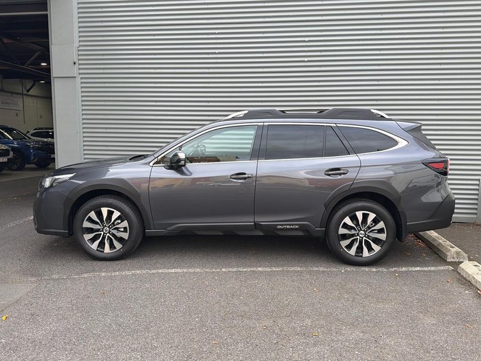 2025 Subaru Outback AWD Touring XT