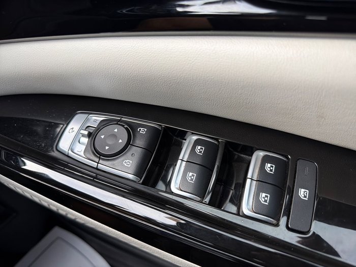 2023 Kia Carnival SLi