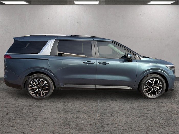 2023 Kia Carnival SLi