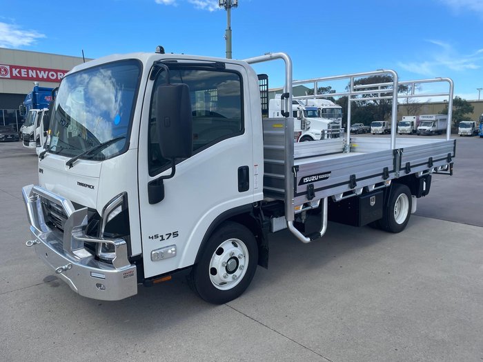 2026 Isuzu N Series NPR 45/65-175 MT D34 Tradepack