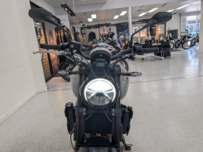 2026 Triumph TRIDENT 660 (LAMS) grey