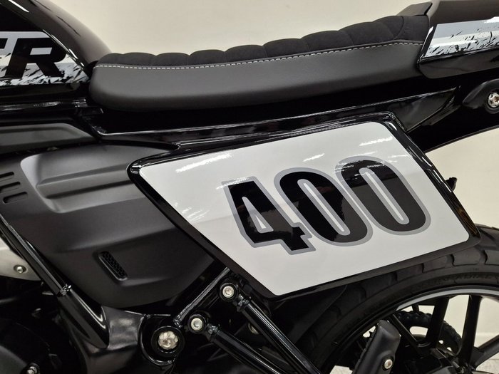 2026 Triumph SPEED 400 Black