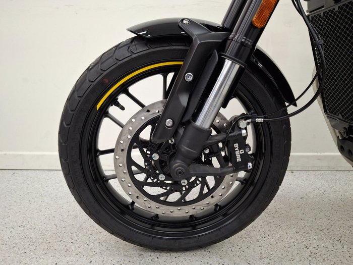 2026 Triumph SPEED 400 Black