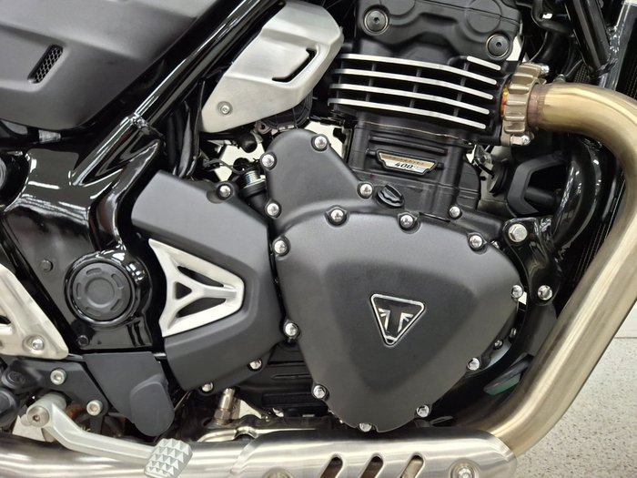 2026 Triumph SPEED 400 Black