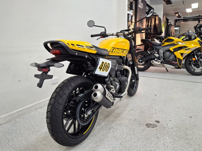 2026 Triumph SPEED 400 Yellow