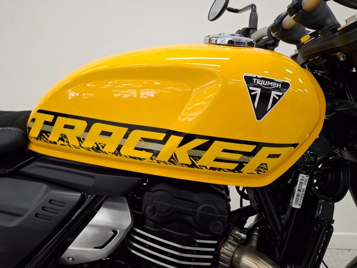 2026 Triumph SPEED 400 Yellow