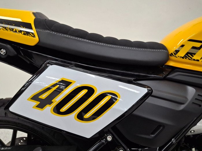 2026 Triumph SPEED 400 Yellow
