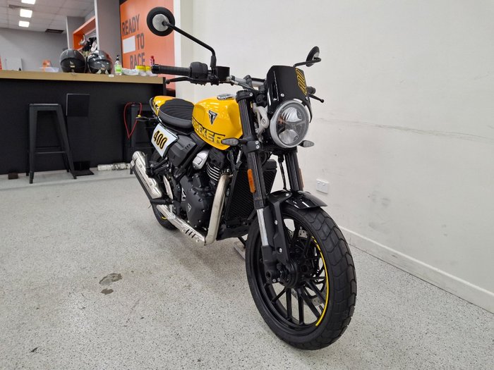 2026 Triumph SPEED 400 Yellow