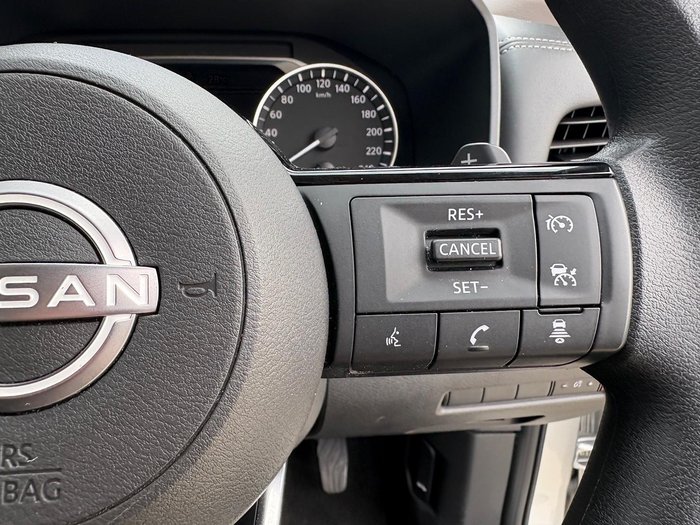 2024 Nissan X-TRAIL ST