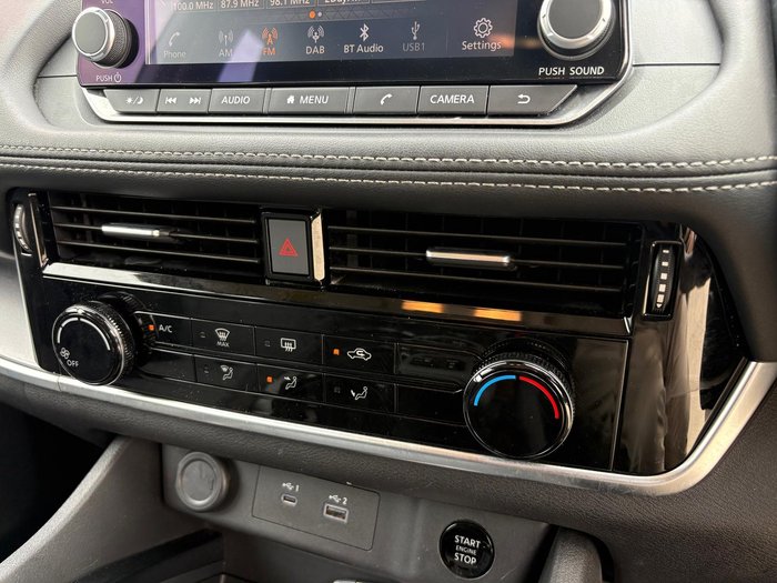 2024 Nissan X-TRAIL ST