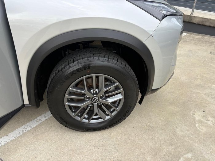 2024 Nissan X-TRAIL ST