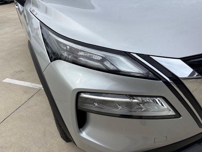 2024 Nissan X-TRAIL ST