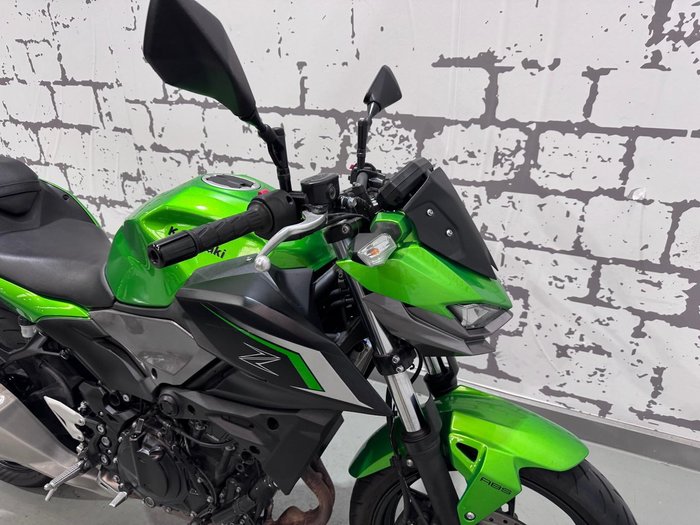 2025 Kawasaki Z500 (ER500) Z Green
