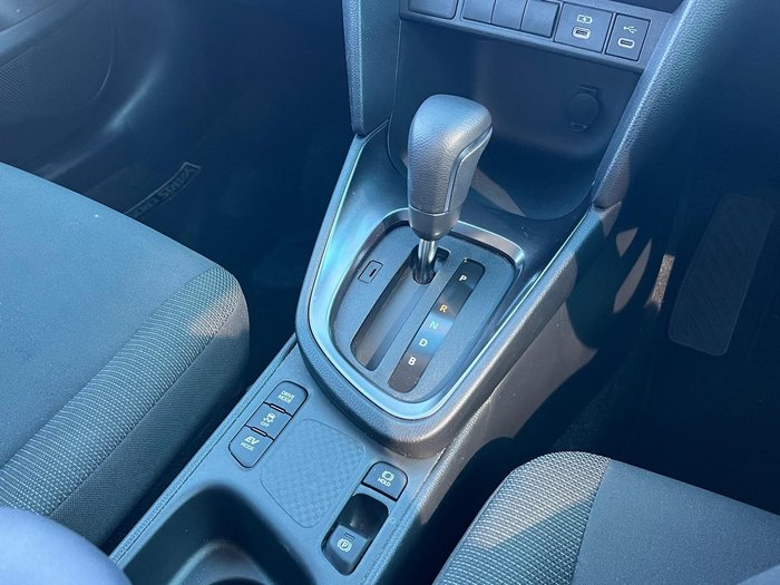 2025 Toyota Yaris Cross GX