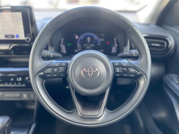 2025 Toyota Yaris Cross GX MXPJ10R Frosted White