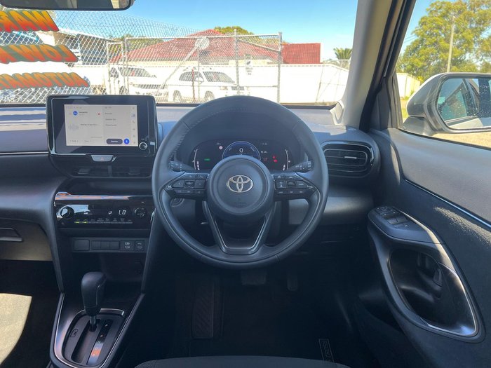 2025 Toyota Yaris Cross GX MXPJ10R Frosted White