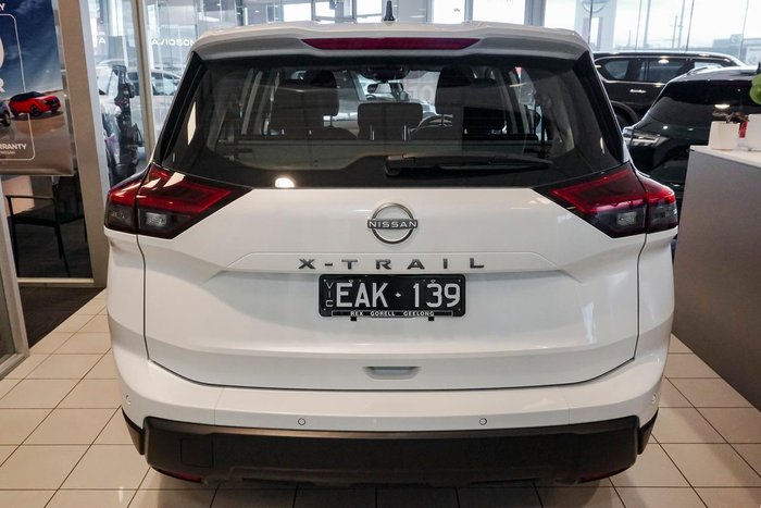 2025 Nissan X-TRAIL ST