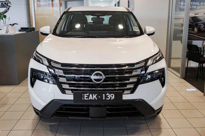 2025 Nissan X-TRAIL ST