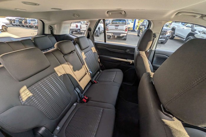 2024 Ford Everest Ambiente