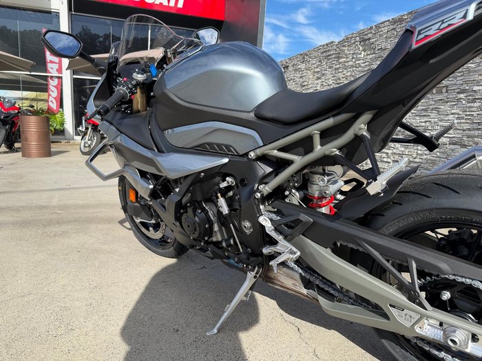 2025 BMW S 1000 R Sport