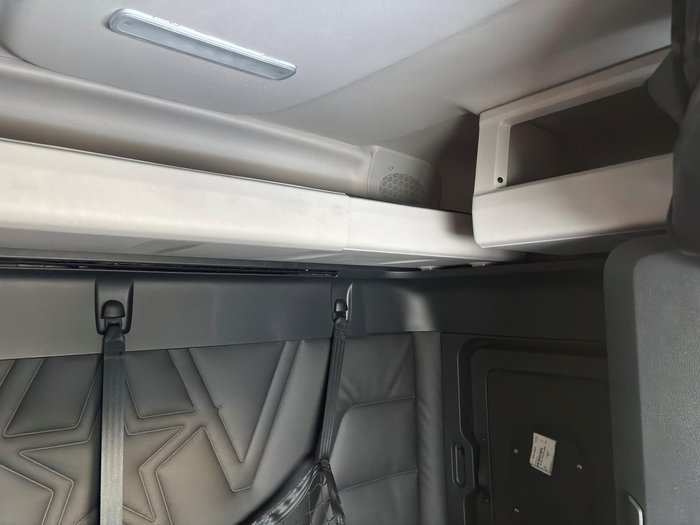 2025 Western Star 48X White