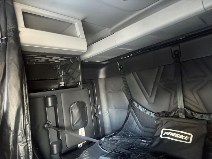 2025 Western Star 48X White