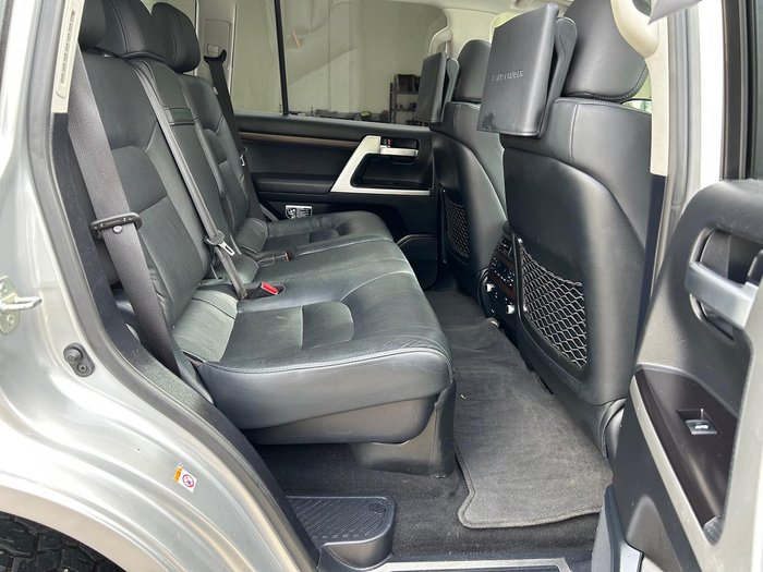 2019 Toyota Landcruiser Sahara