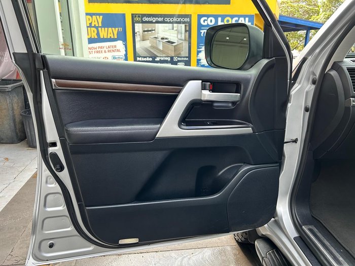 2019 Toyota Landcruiser Sahara