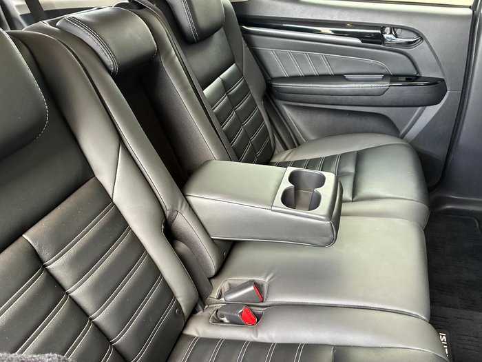 2020 Isuzu MU-X LS-T