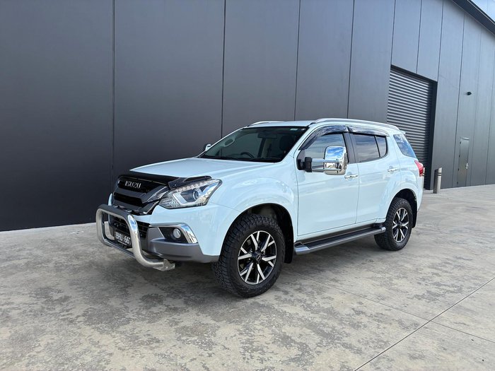 2020 Isuzu MU-X LS-T