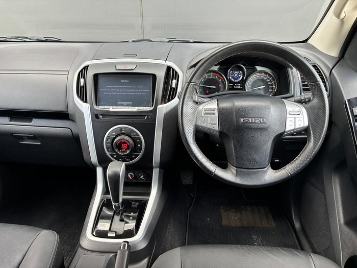 2020 Isuzu MU-X LS-T