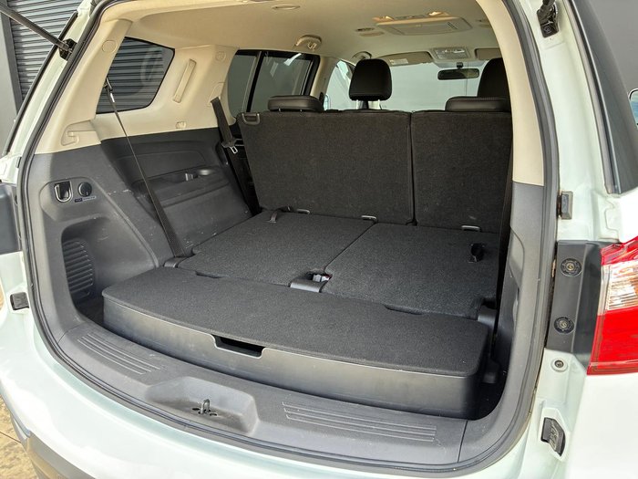 2020 Isuzu MU-X LS-T