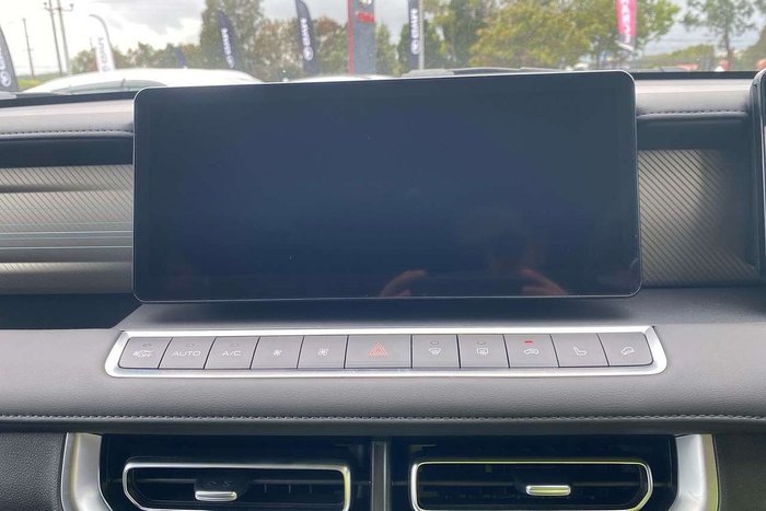 2025 GWM Cannon Ultra NPW 4X4 Dual Range Pittsburgh Silver (BP01)