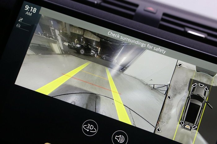 2023 Land Rover Defender 130 P400 SE