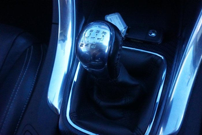 2016 Holden Commodore SS V