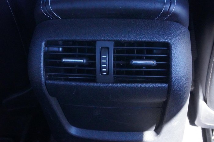 2016 Holden Commodore SS V