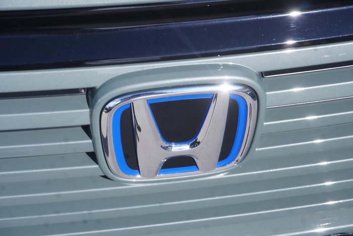 2024 Honda HR-V e:HEV X