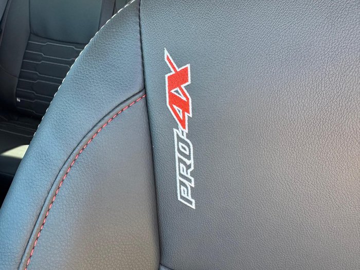 2025 Nissan Navara PRO-4X D23 MY25 4X4 Dual Range Burning Red