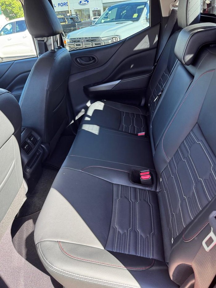 2025 Nissan Navara PRO-4X D23 MY25 4X4 Dual Range Burning Red